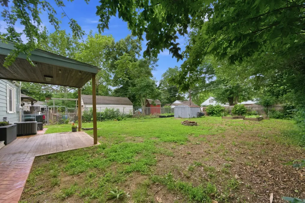 929 N Terrace Wichita KS 67208
