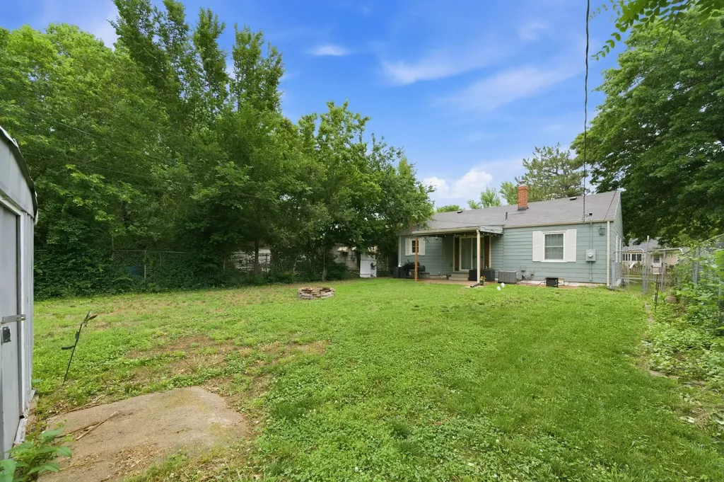 929 N Terrace Wichita KS 67208
