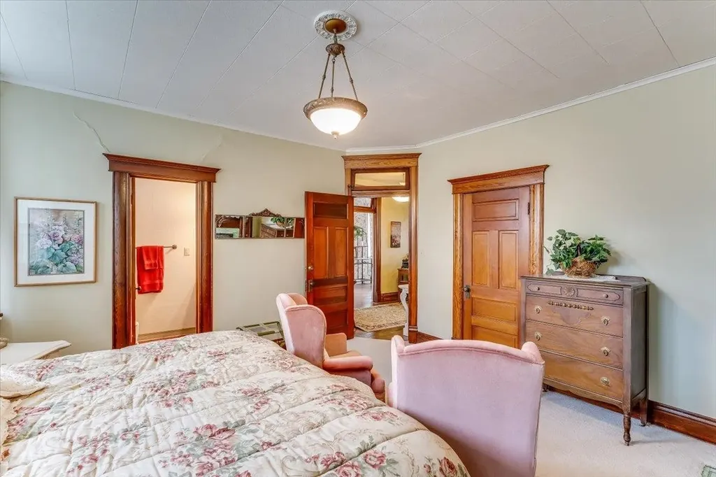 205 N Mulberry Eureka KS 67045