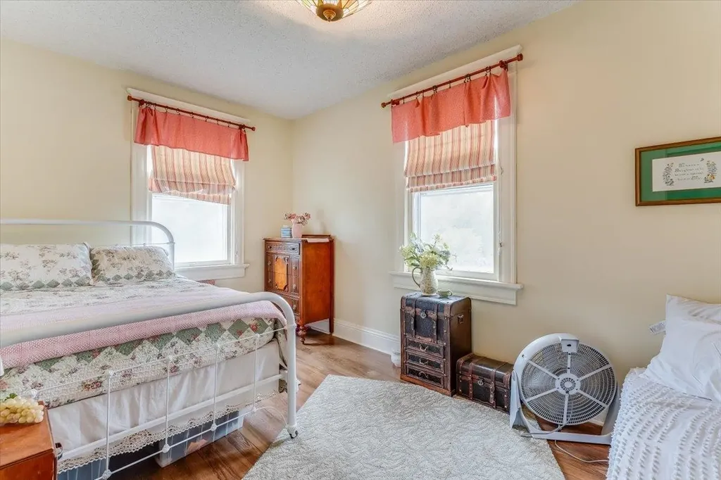 205 N Mulberry Eureka KS 67045