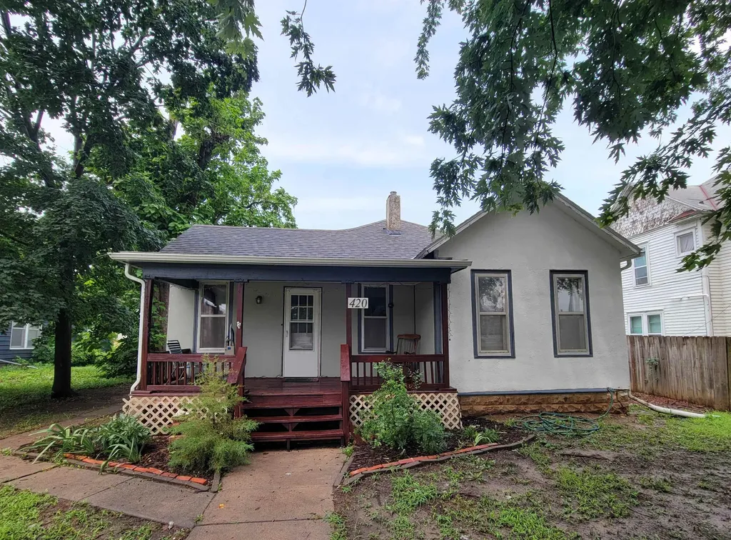 420 N Jefferson Avenue Wellington KS 67152