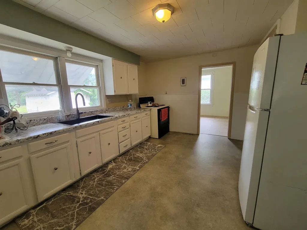 420 N Jefferson Avenue Wellington KS 67152