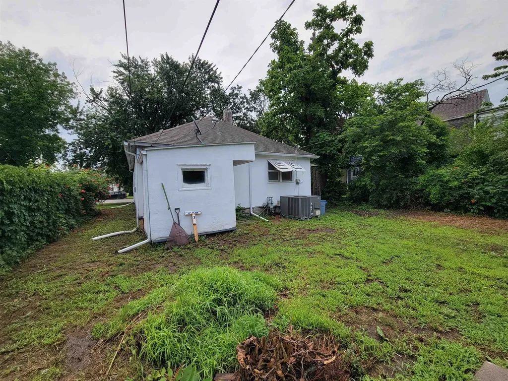 420 N Jefferson Avenue Wellington KS 67152