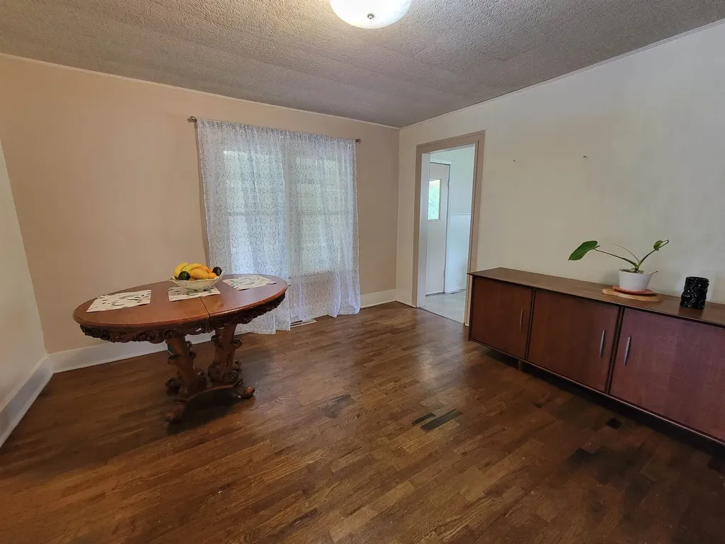 420 N Jefferson Avenue Wellington KS 67152