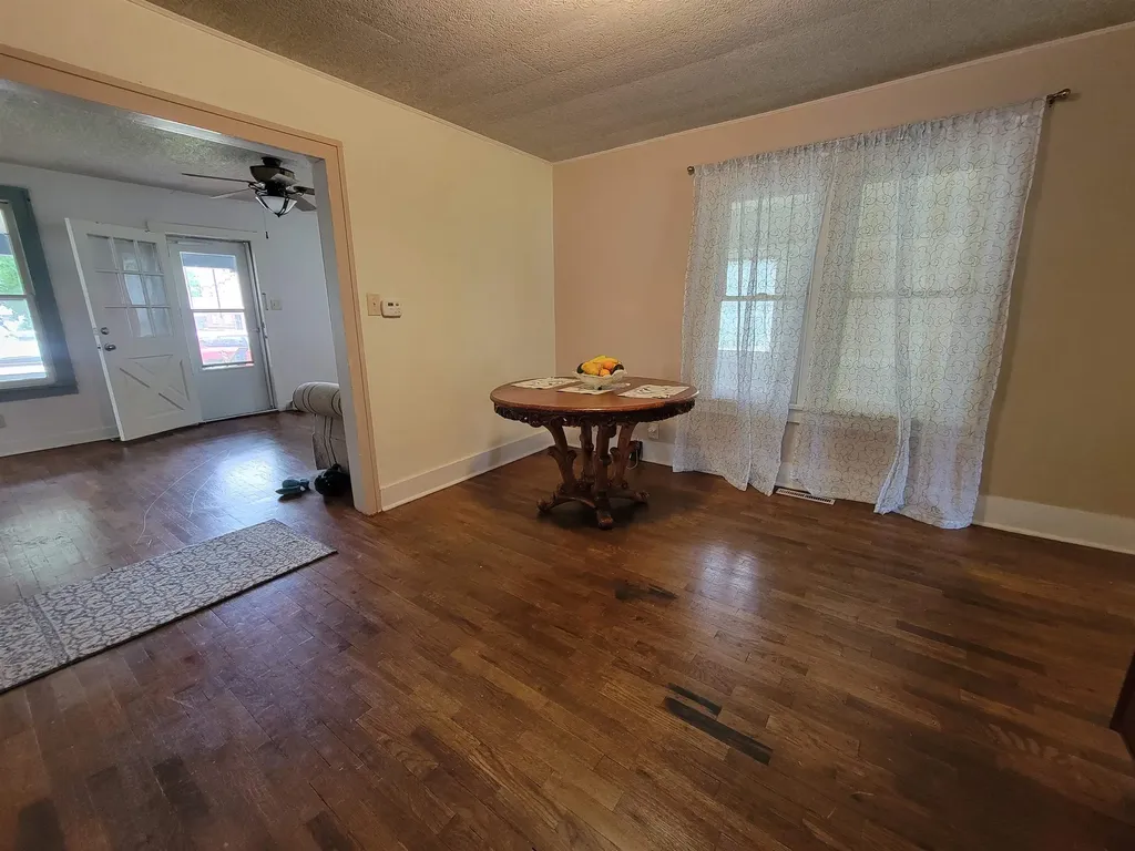 420 N Jefferson Avenue Wellington KS 67152