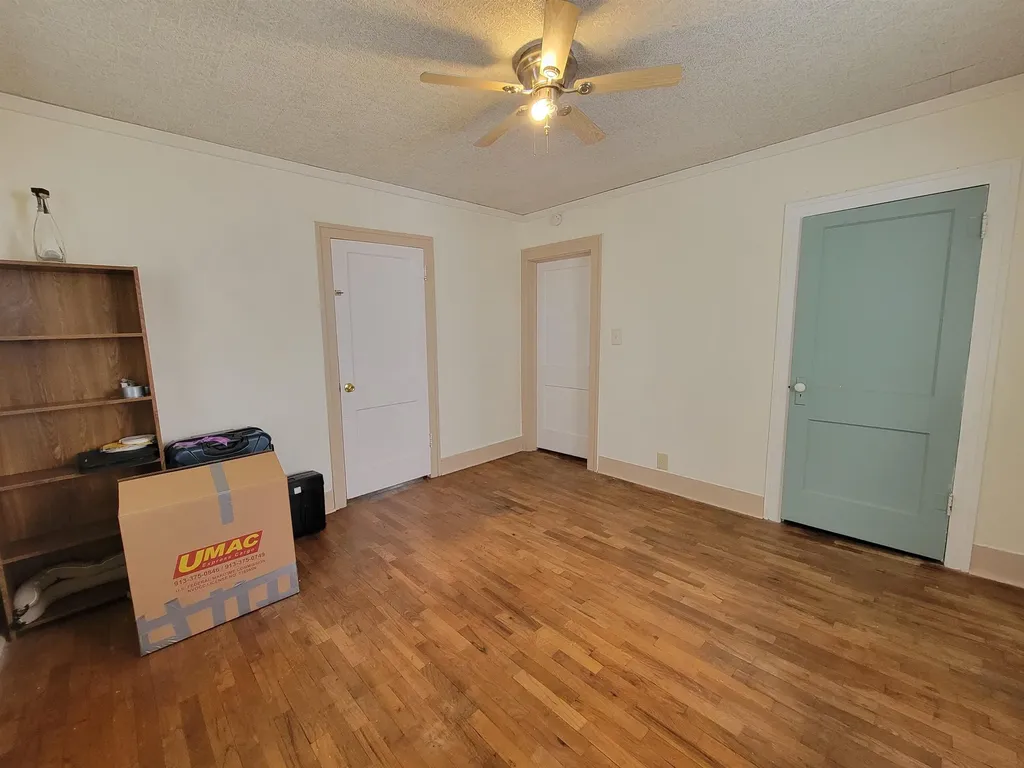 420 N Jefferson Avenue Wellington KS 67152