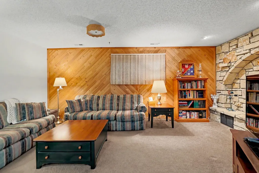 1819 W Leonard Court El Dorado KS 67042