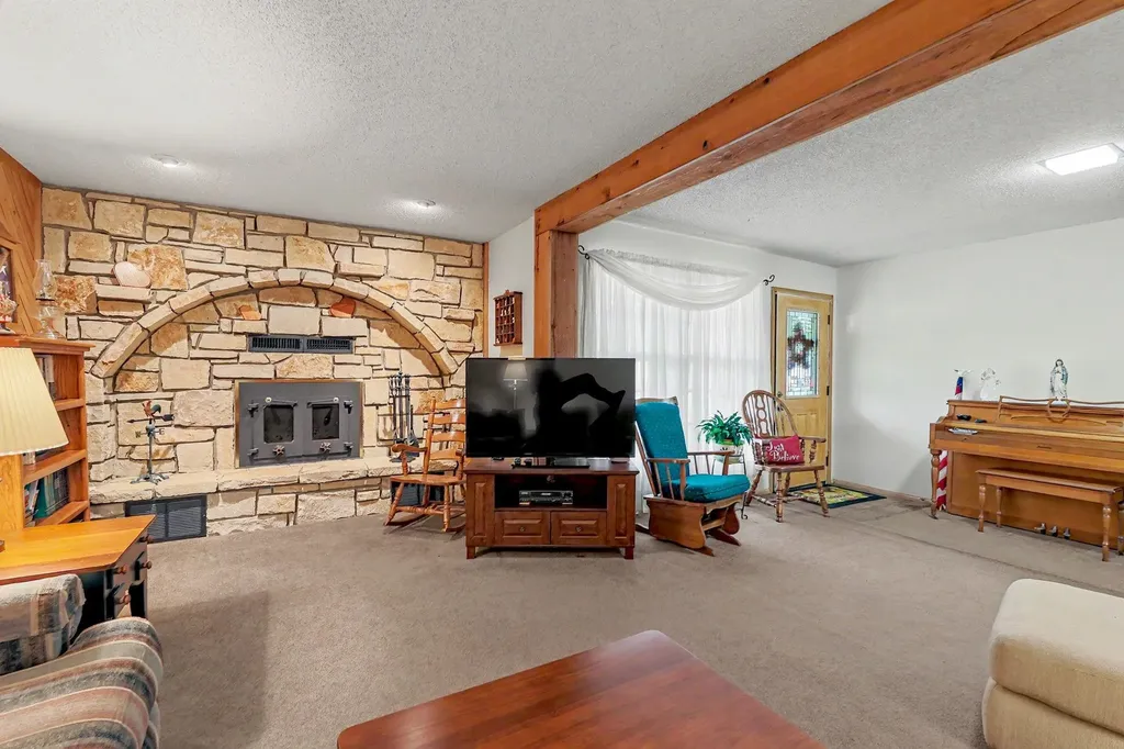 1819 W Leonard Court El Dorado KS 67042