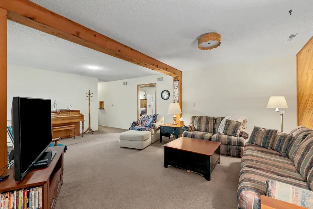 1819 W Leonard Court El Dorado KS 67042