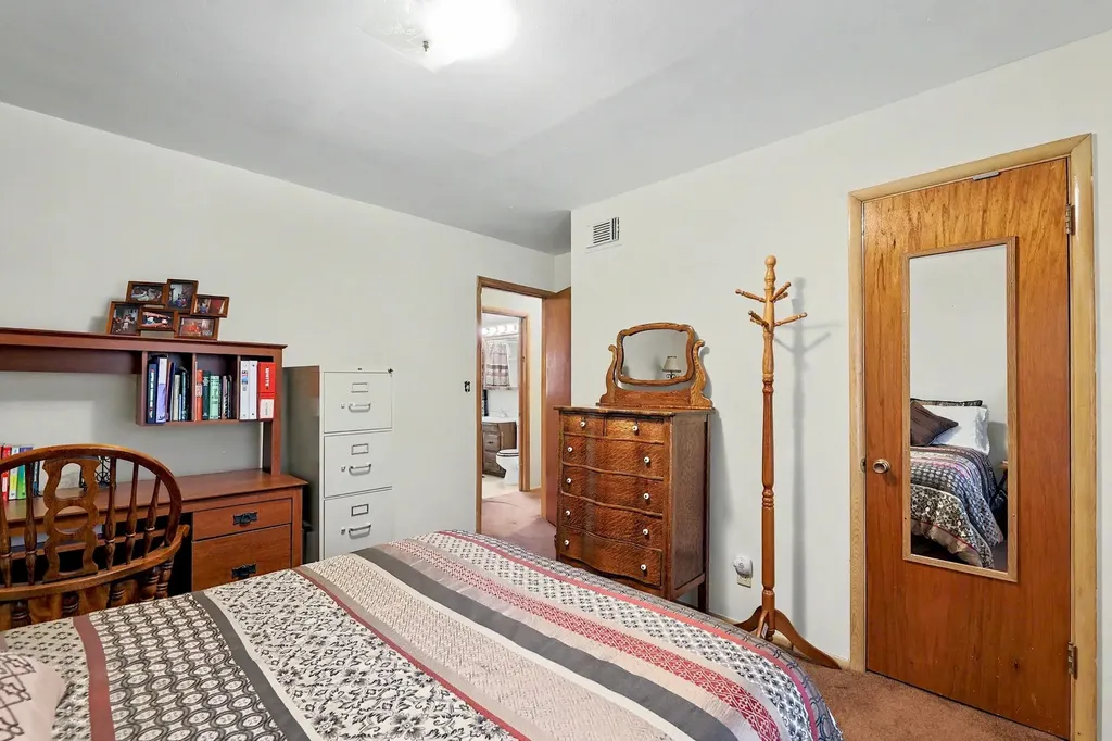 1819 W Leonard Court El Dorado KS 67042