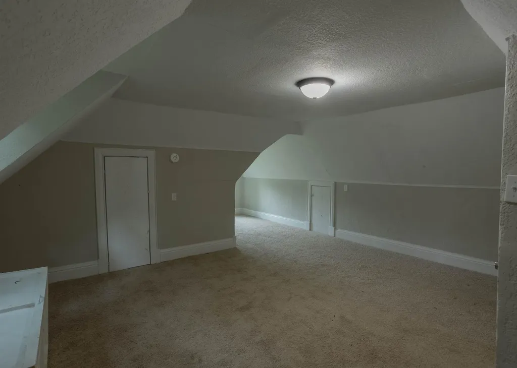 1424 E 1st Street Winfield KS 67156