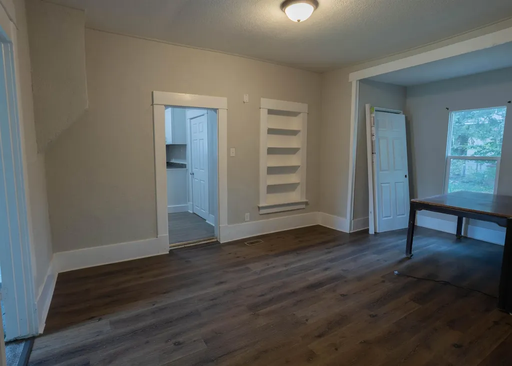 1424 E 1st Street Winfield KS 67156