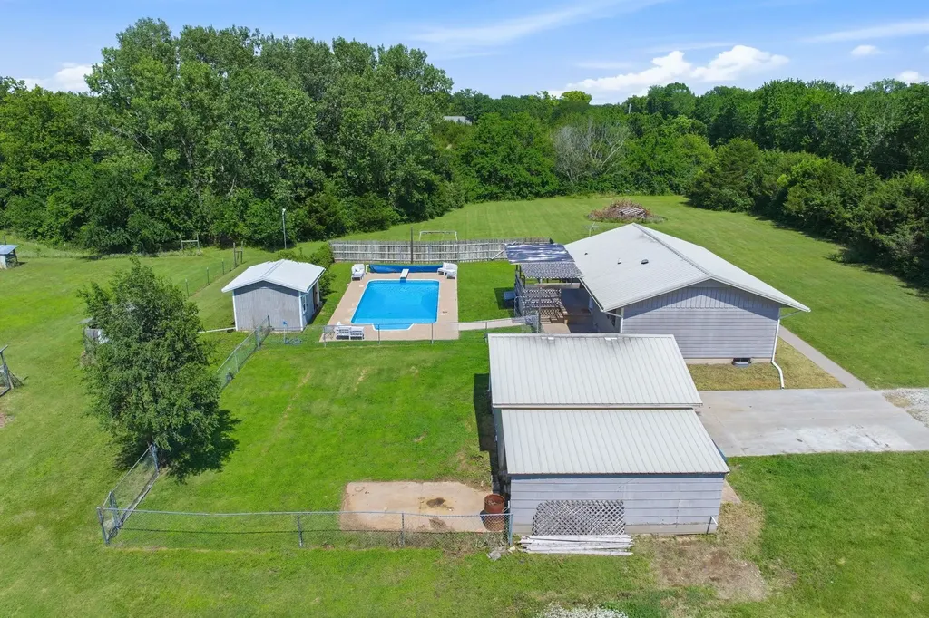 12218 SW 130th Street Augusta KS 67010