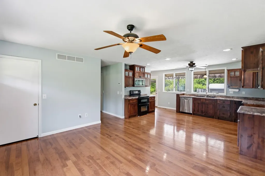 12218 SW 130th Street Augusta KS 67010