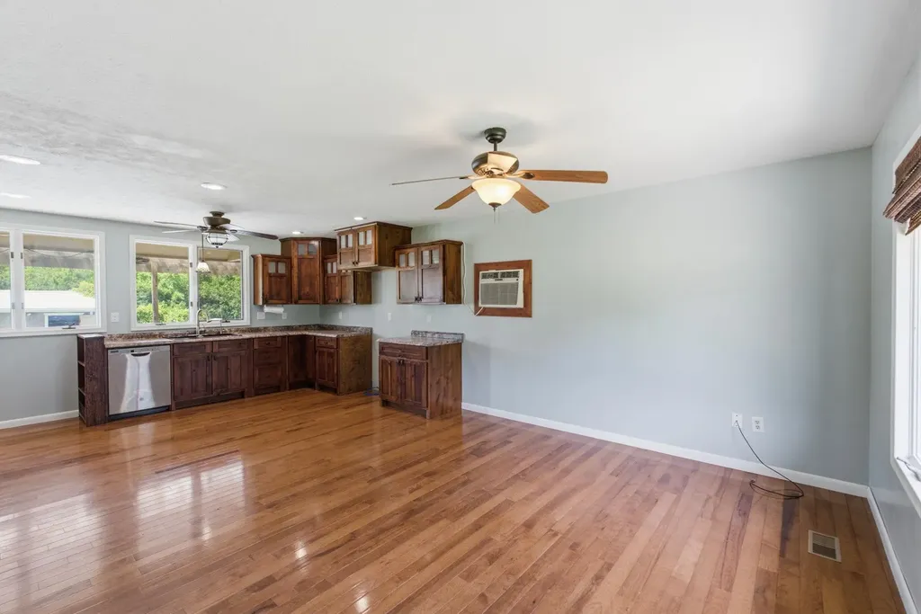 12218 SW 130th Street Augusta KS 67010