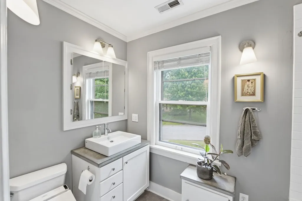 4701 E Lewis Wichita KS 67218