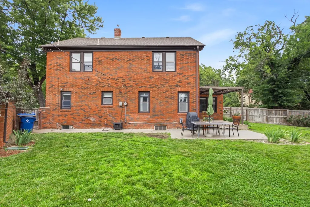 4701 E Lewis Wichita KS 67218