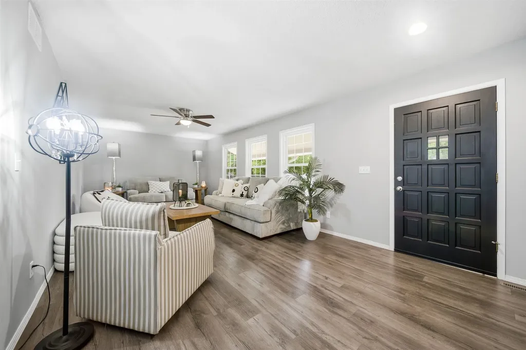 1401 S Fieldcrest Wichita KS 67209
