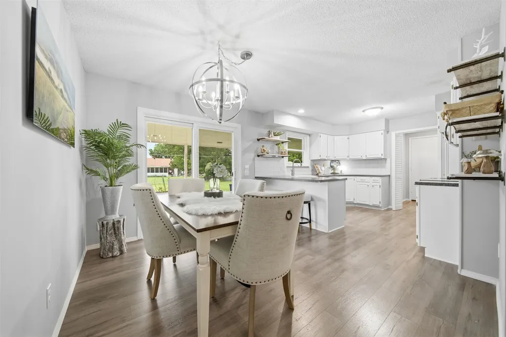 1401 S Fieldcrest Wichita KS 67209