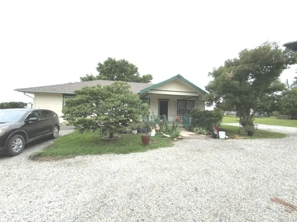 10101 E 106th Street S Mulvane KS 67110