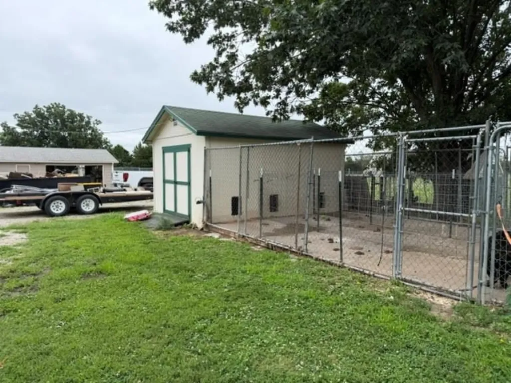 10101 E 106th Street S Mulvane KS 67110
