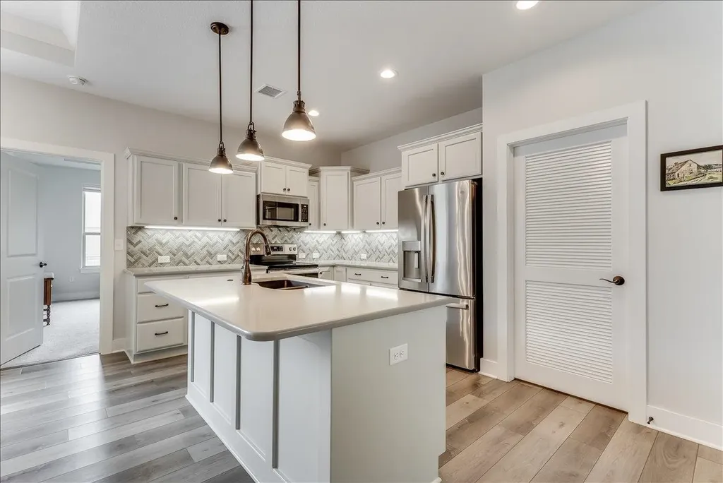 925 E Clearlake Derby KS 67037