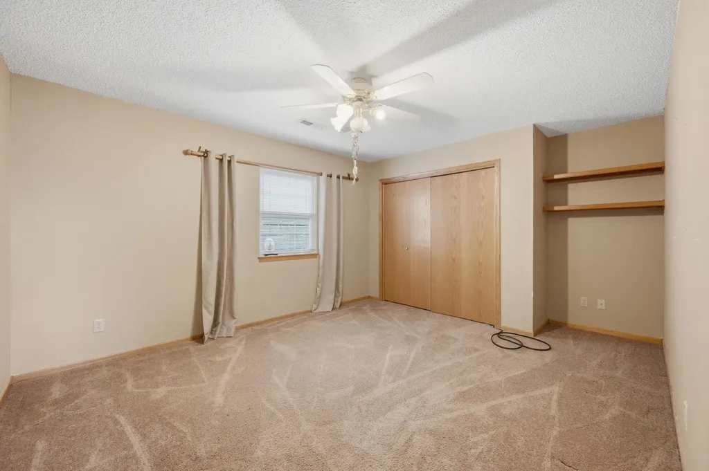 5941 SW Lago Circle Augusta KS 67010