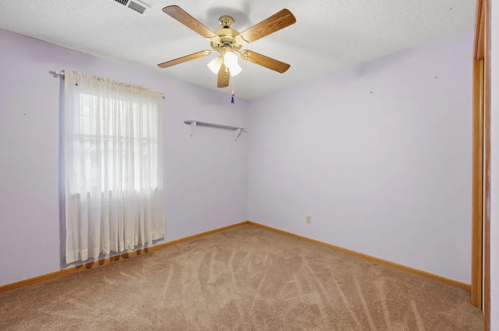 5941 SW Lago Circle Augusta KS 67010