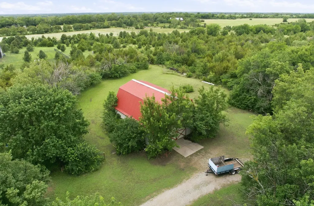 5941 SW Lago Circle Augusta KS 67010