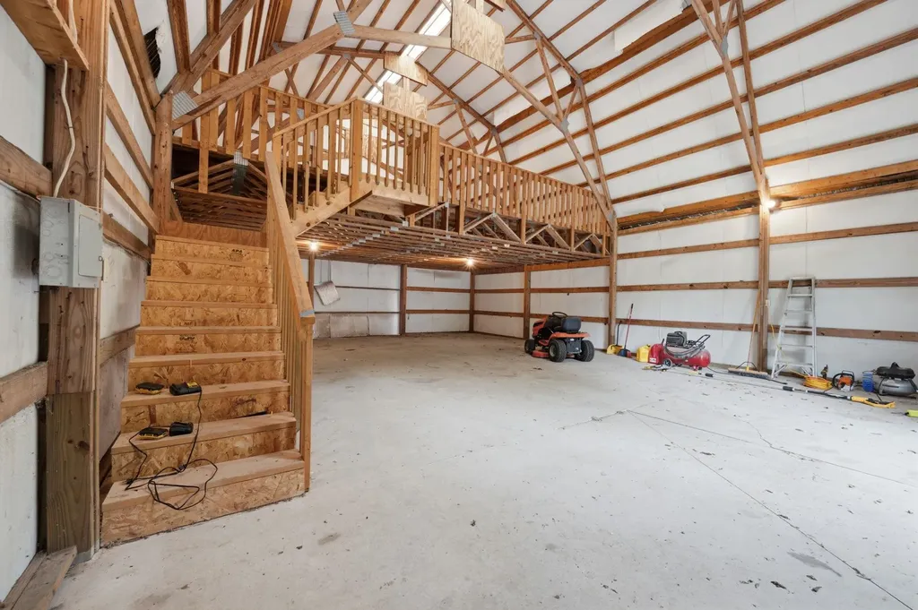 5941 SW Lago Circle Augusta KS 67010