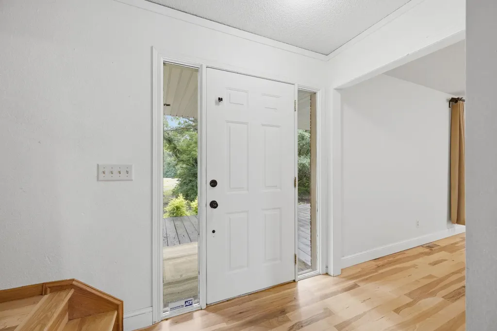 5941 SW Lago Circle Augusta KS 67010
