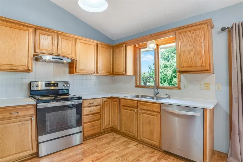 2014 N Grace Avenue Court Andover KS 67002-9597