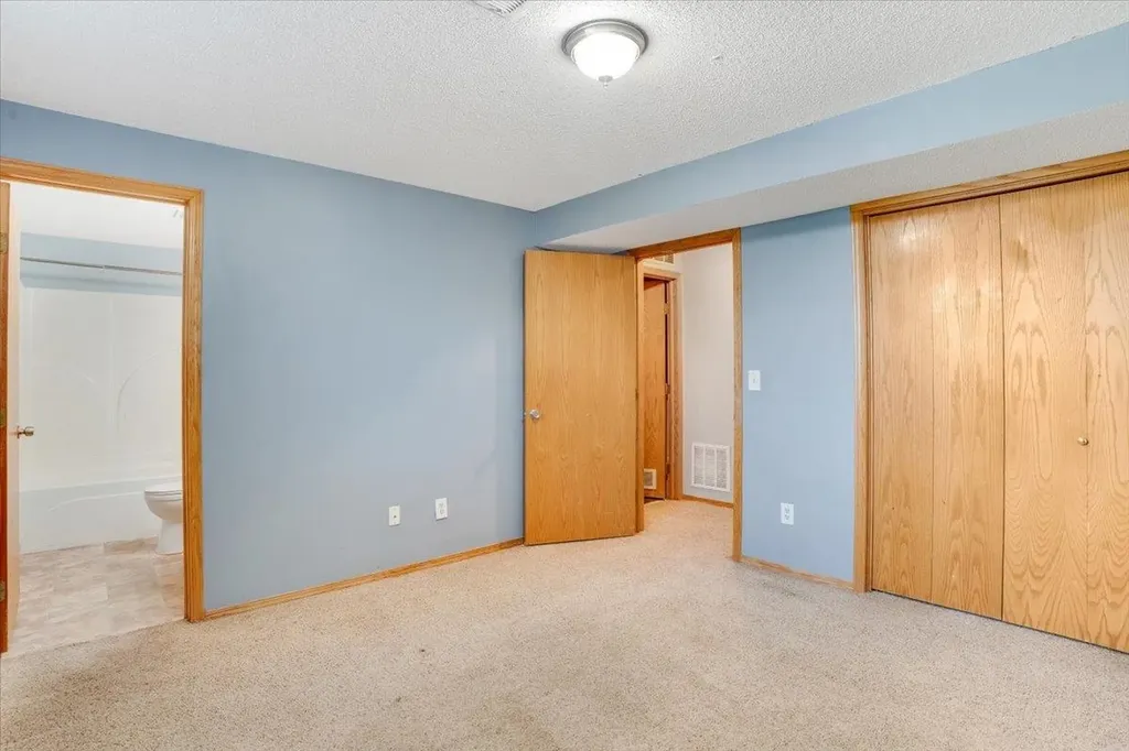 2014 N Grace Avenue Court Andover KS 67002-9597