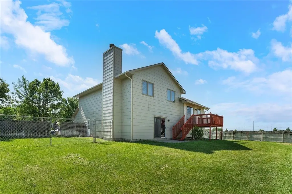 2014 N Grace Avenue Court Andover KS 67002-9597