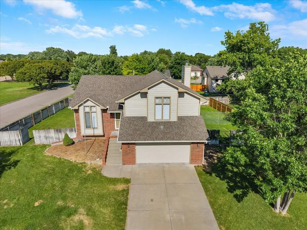 2014 N Grace Avenue Court Andover KS 67002-9597