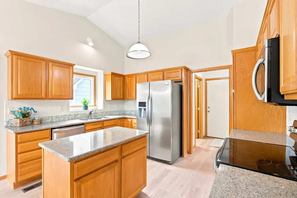 821 N Cedar Park Wichita KS 67235