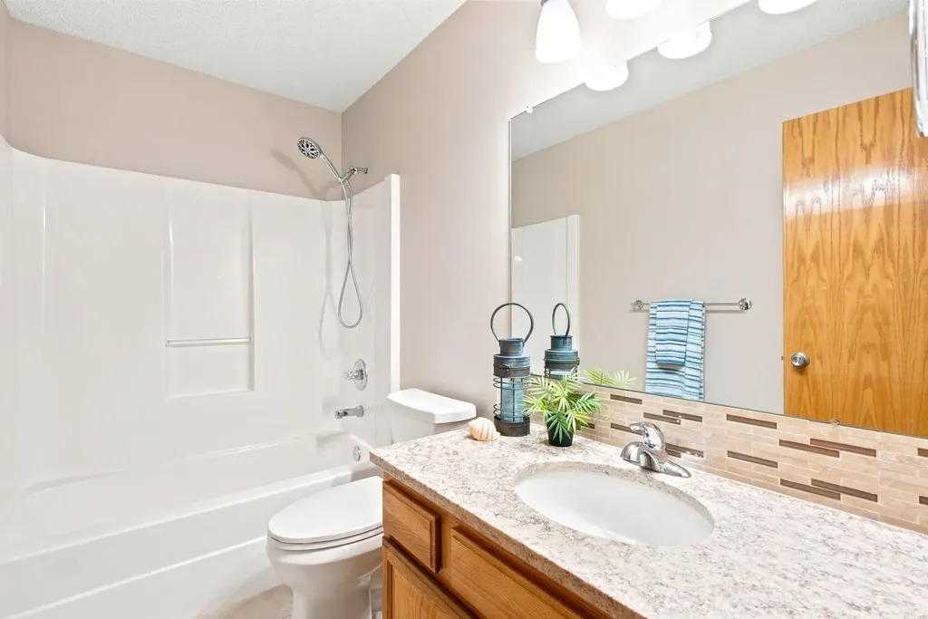 821 N Cedar Park Wichita KS 67235