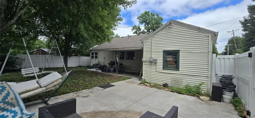 525 Santa Fe Street Newton KS 67114