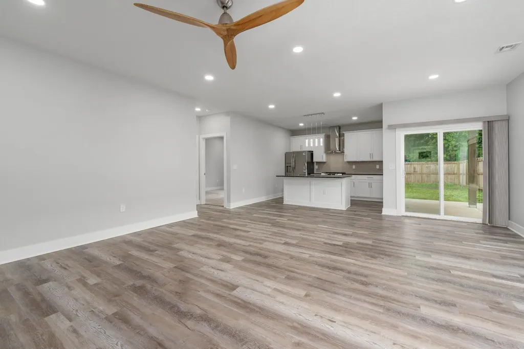 1215 N Cleveland Avenue Wichita KS 67214