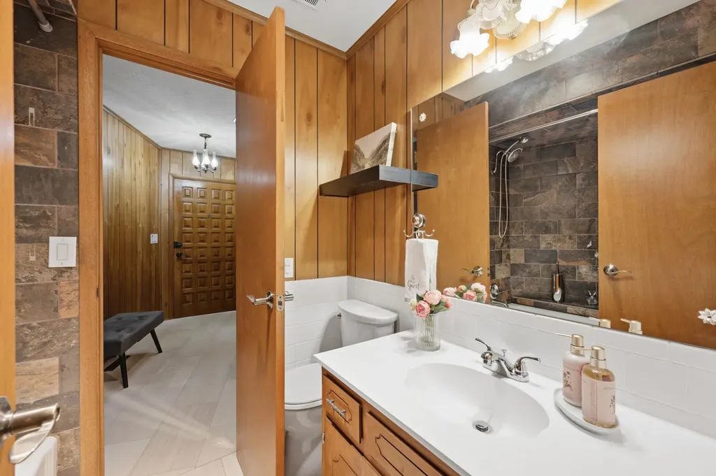 1808 N Heiserman Wichita KS 67203