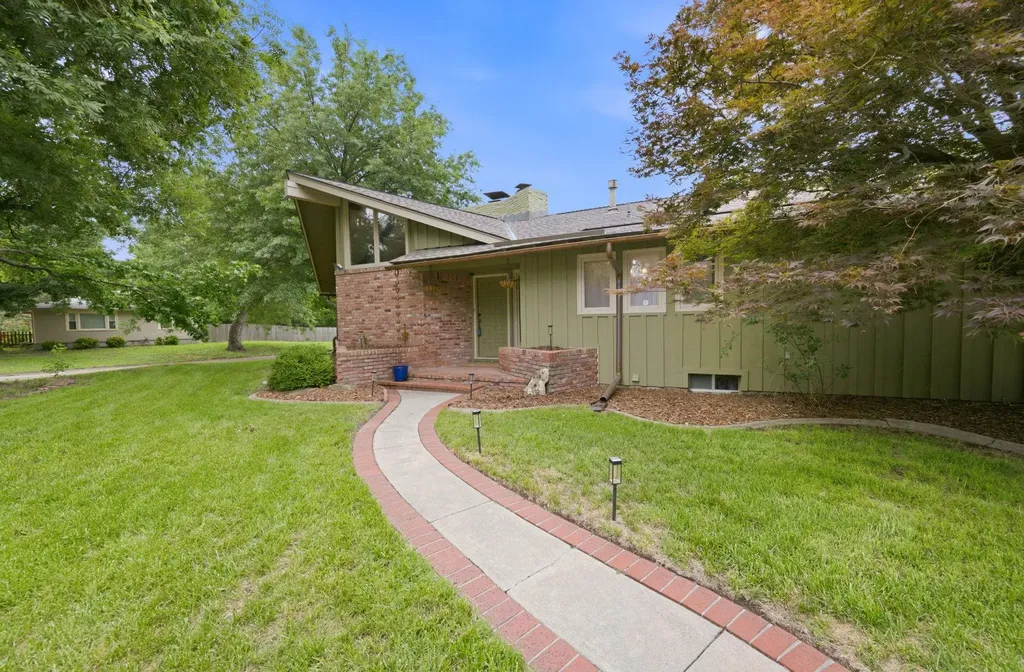 1808 N Heiserman Wichita KS 67203