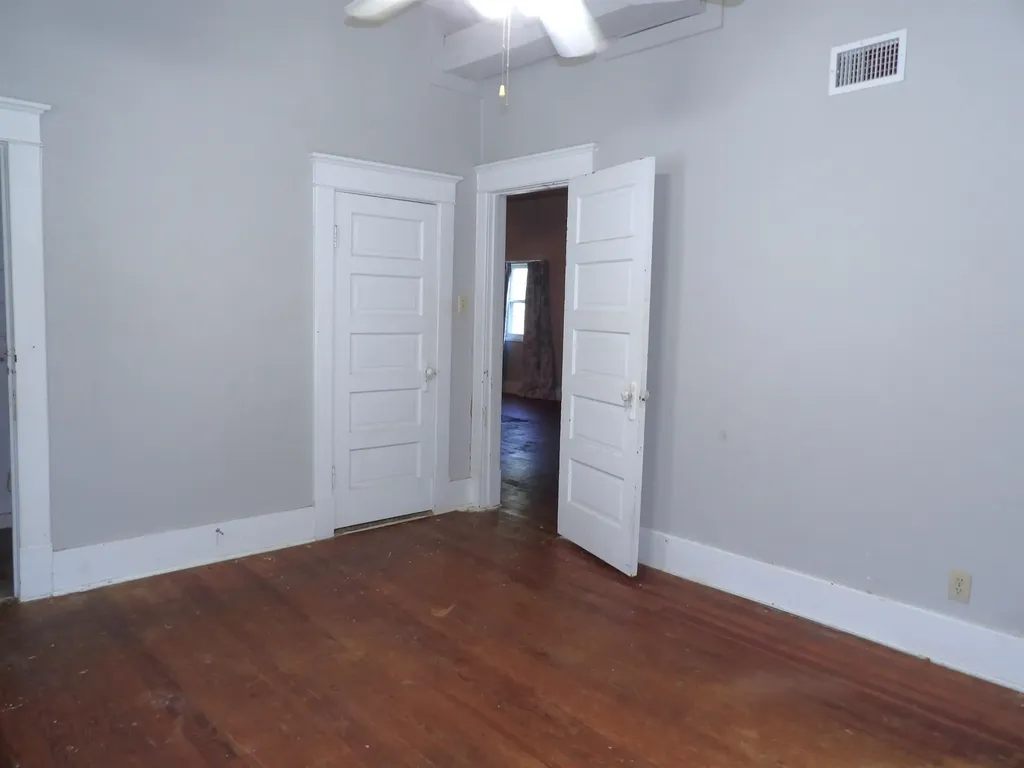 1509 N 2nd Arkansas City KS 67005