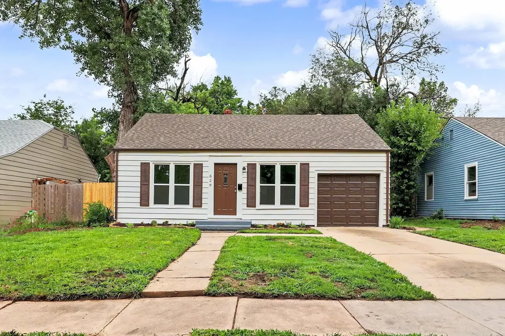 629 N Ridgewood Drive Wichita KS 67208