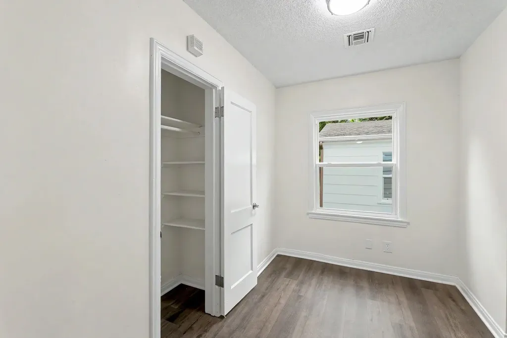 629 N Ridgewood Drive Wichita KS 67208