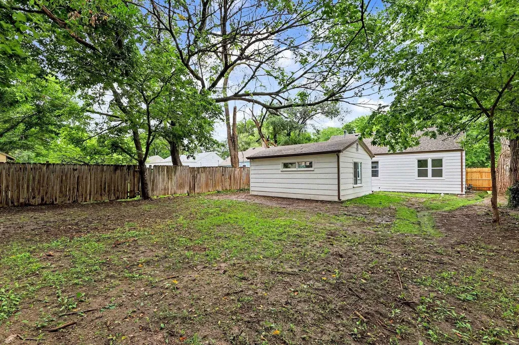 629 N Ridgewood Drive Wichita KS 67208