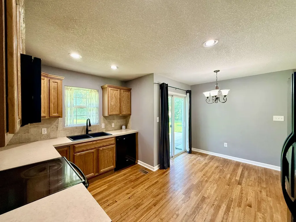 714 N Doris Street Wichita KS 67212
