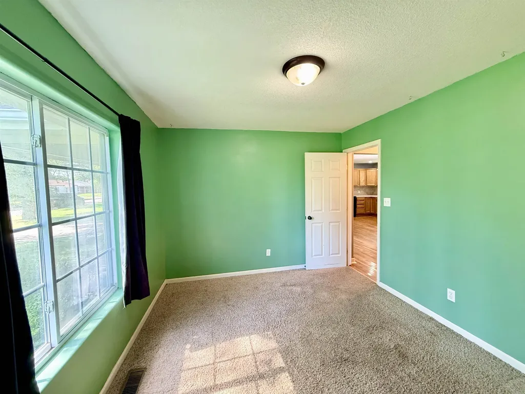 714 N Doris Street Wichita KS 67212