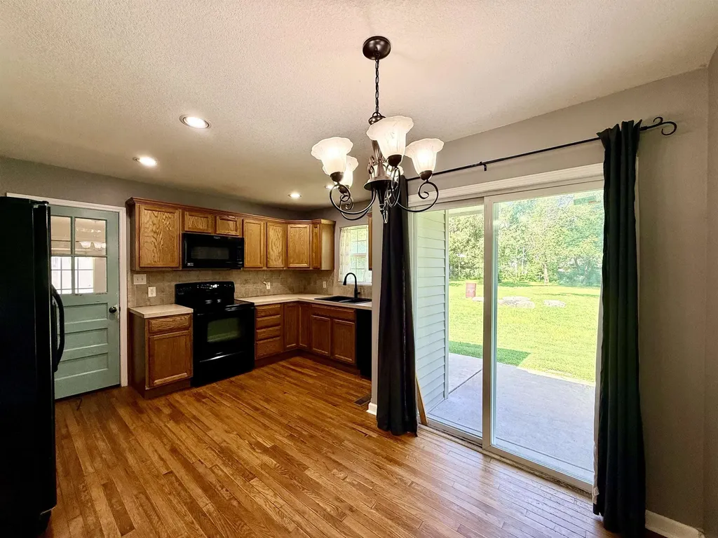 714 N Doris Street Wichita KS 67212