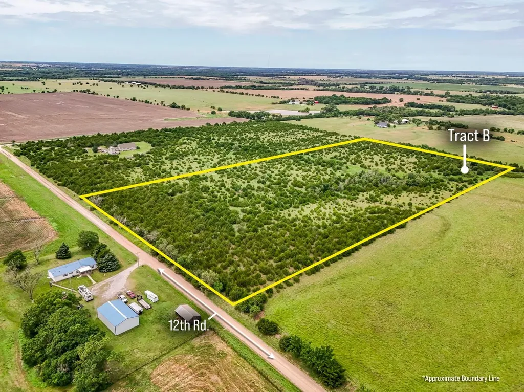 20+/- Acres At 12th & 51st Road Douglass KS 67039