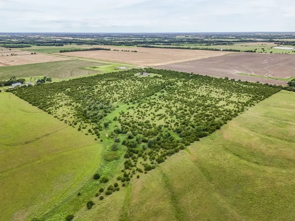20+/- Acres At 12th & 51st Road Douglass KS 67039